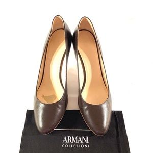 Armani Collezioni Dark Brown Leather Pumps size 10 40 Round Toe Low Heel Shoes